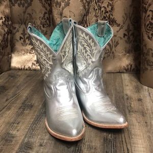 Silver Corral mid height boots